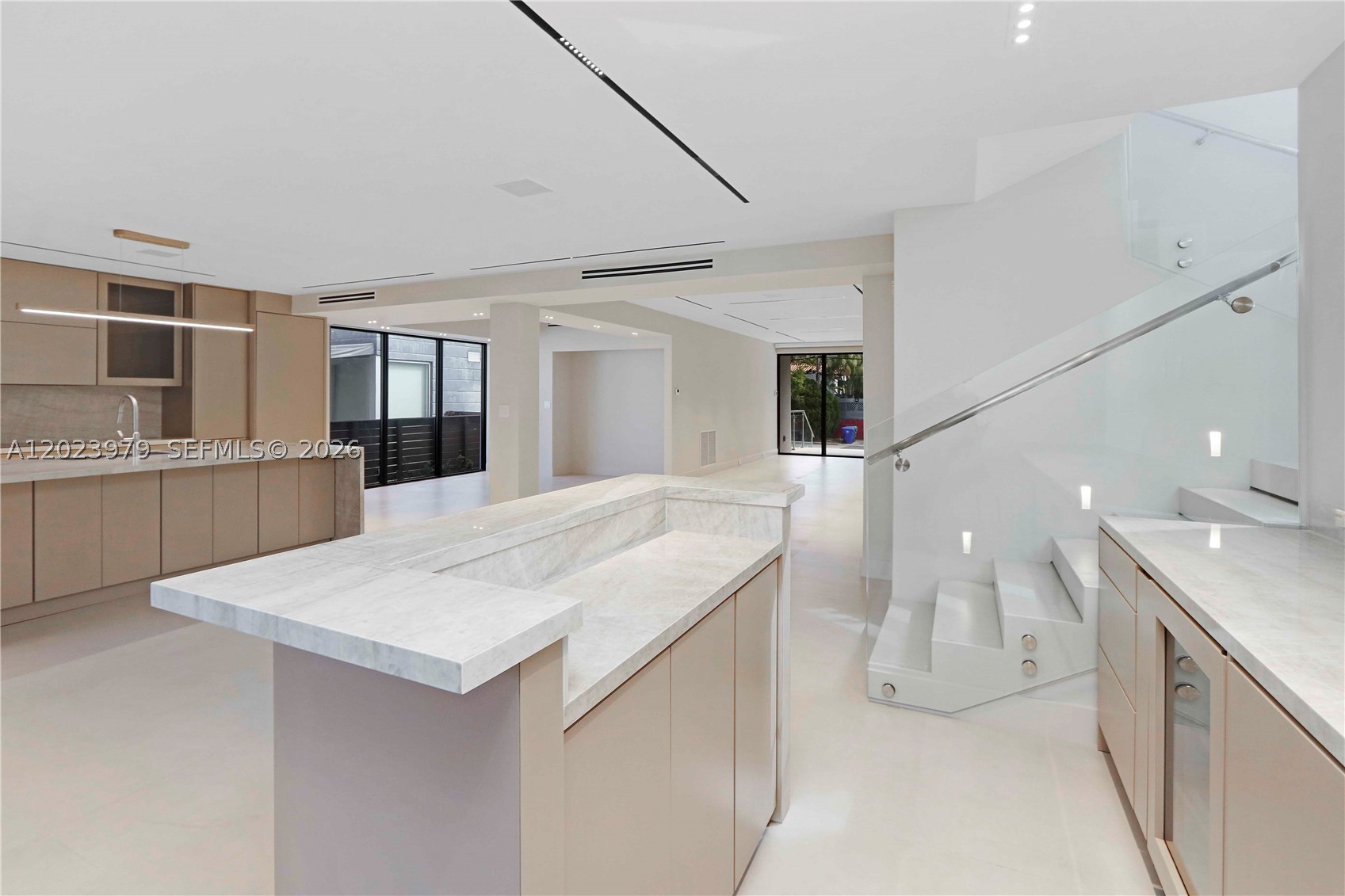 330 SW 19th Rd Miami, FL 33129