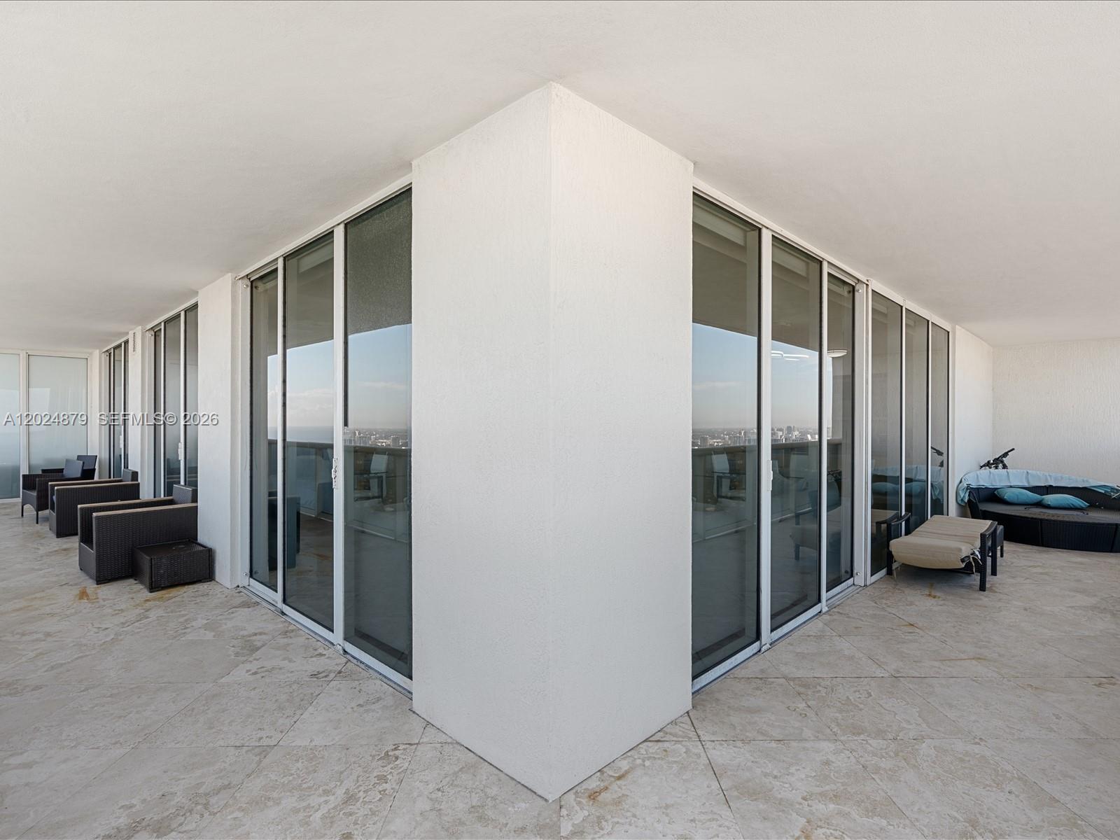 image Beach Club 231