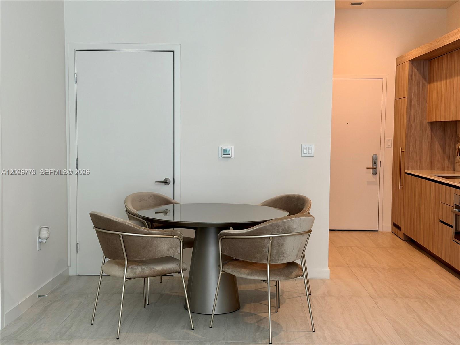 77 SE 5th St #407 Miami, FL 33131