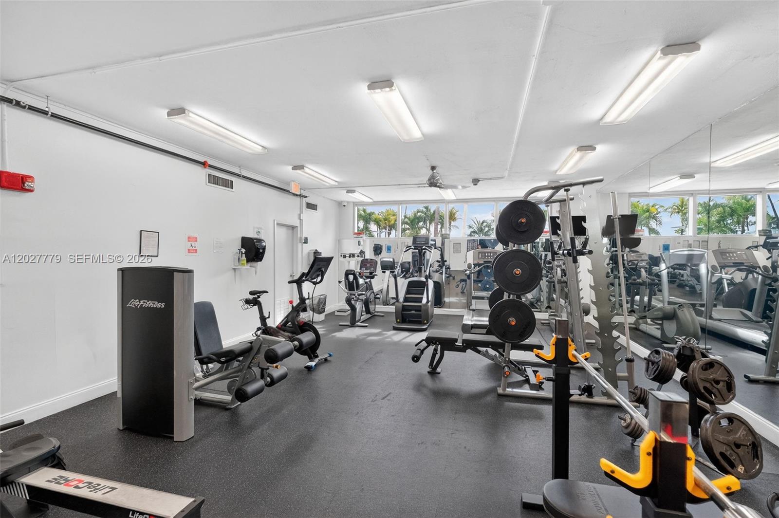2655 Collins Ave #1407 Miami Beach, FL 33140
