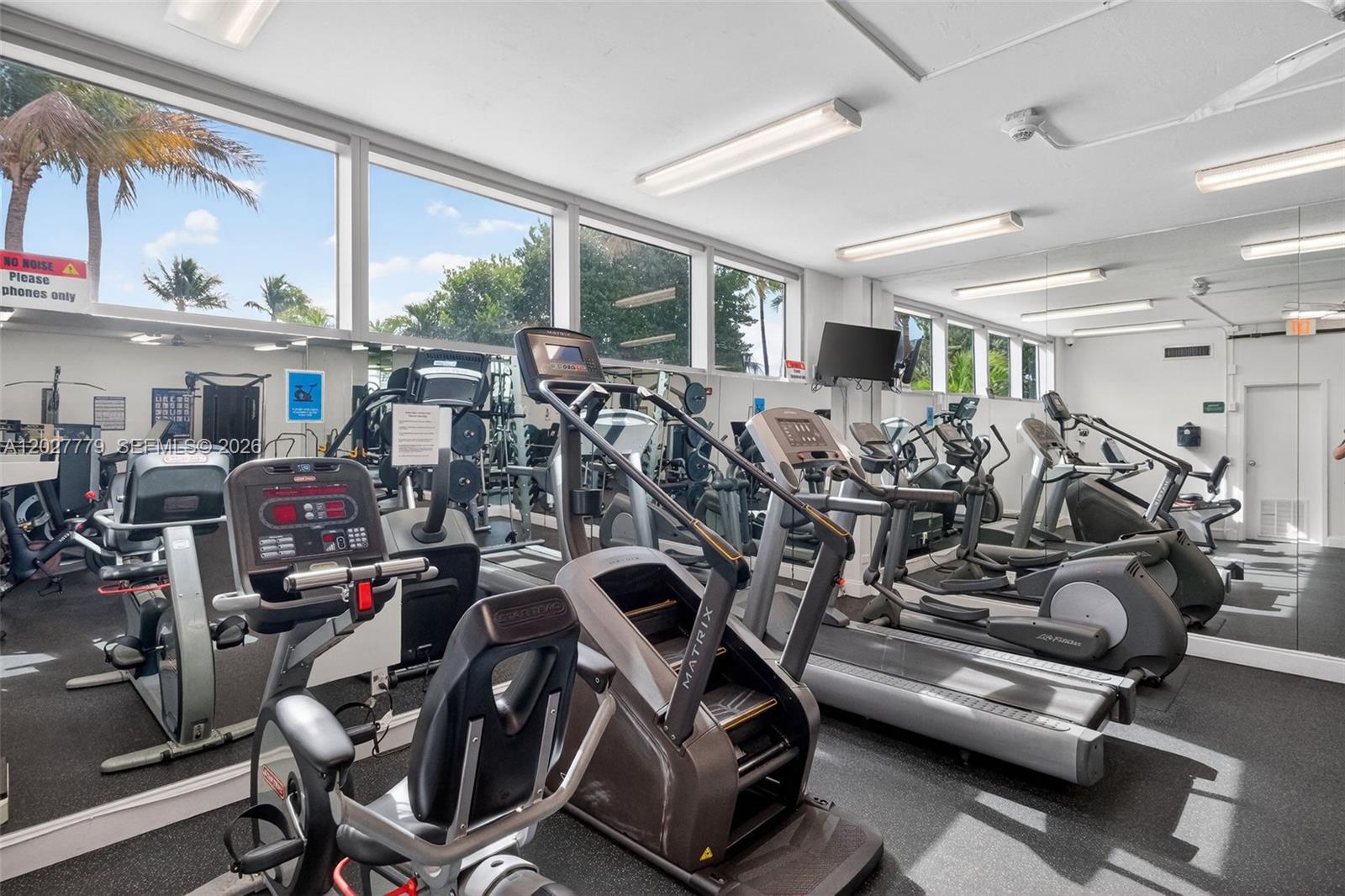2655 Collins Ave #1407 Miami Beach, FL 33140