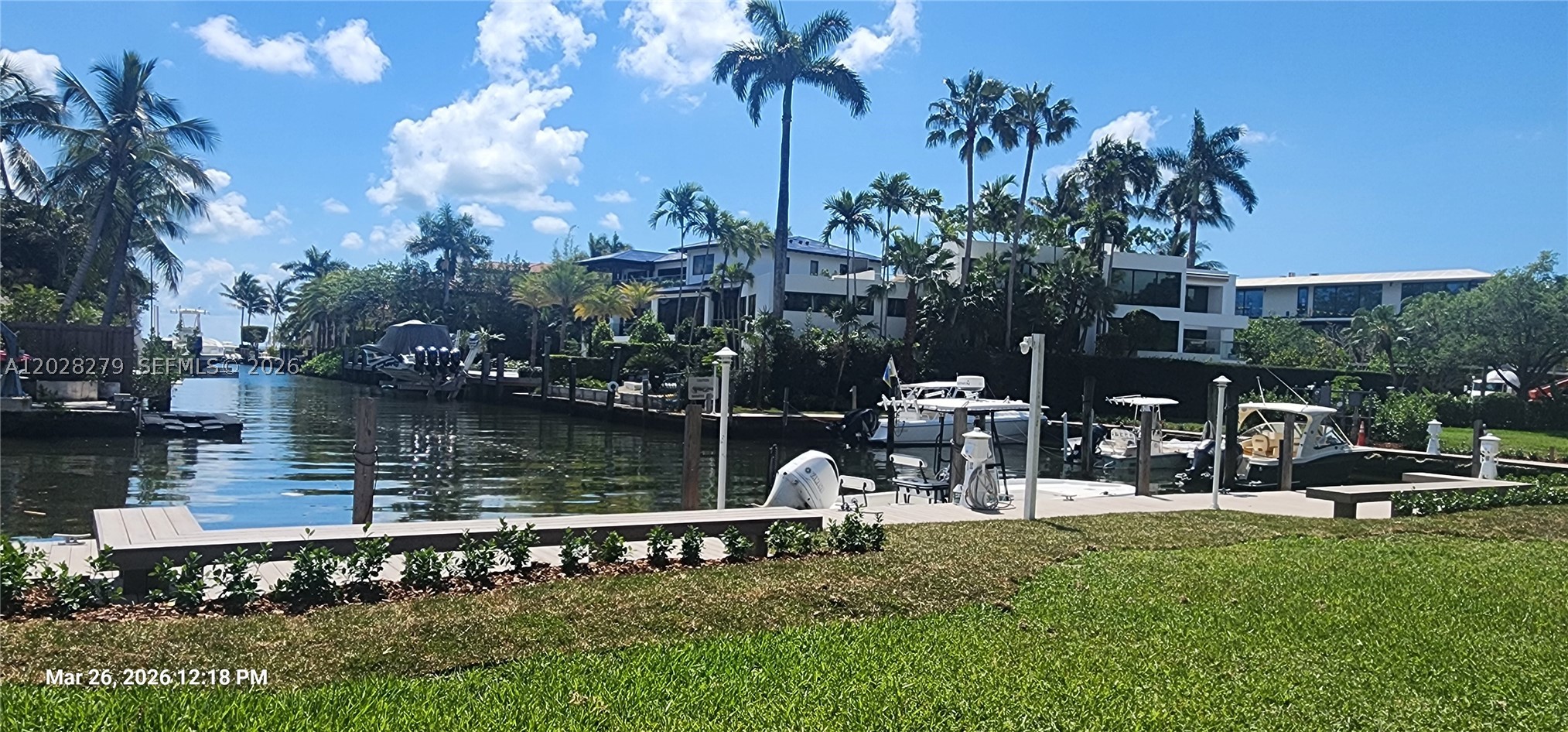 3462 N Moorings Way Miami, FL 33133