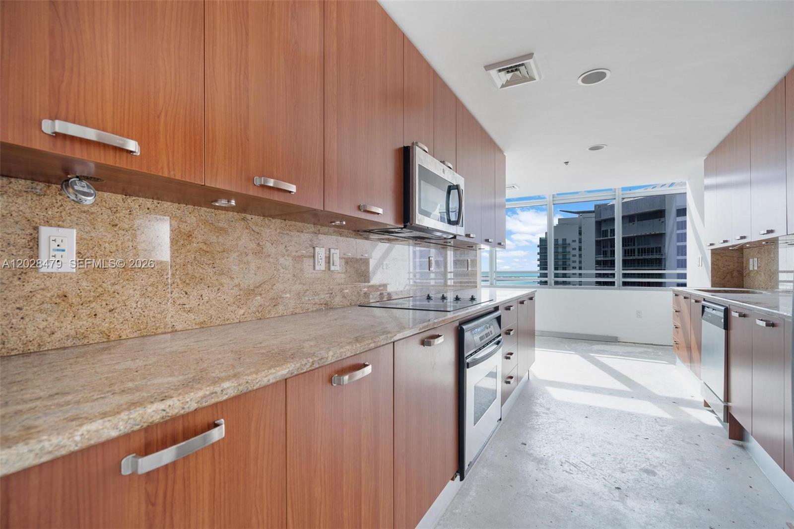1395 Brickell Ave #3410 Miami, FL 33131