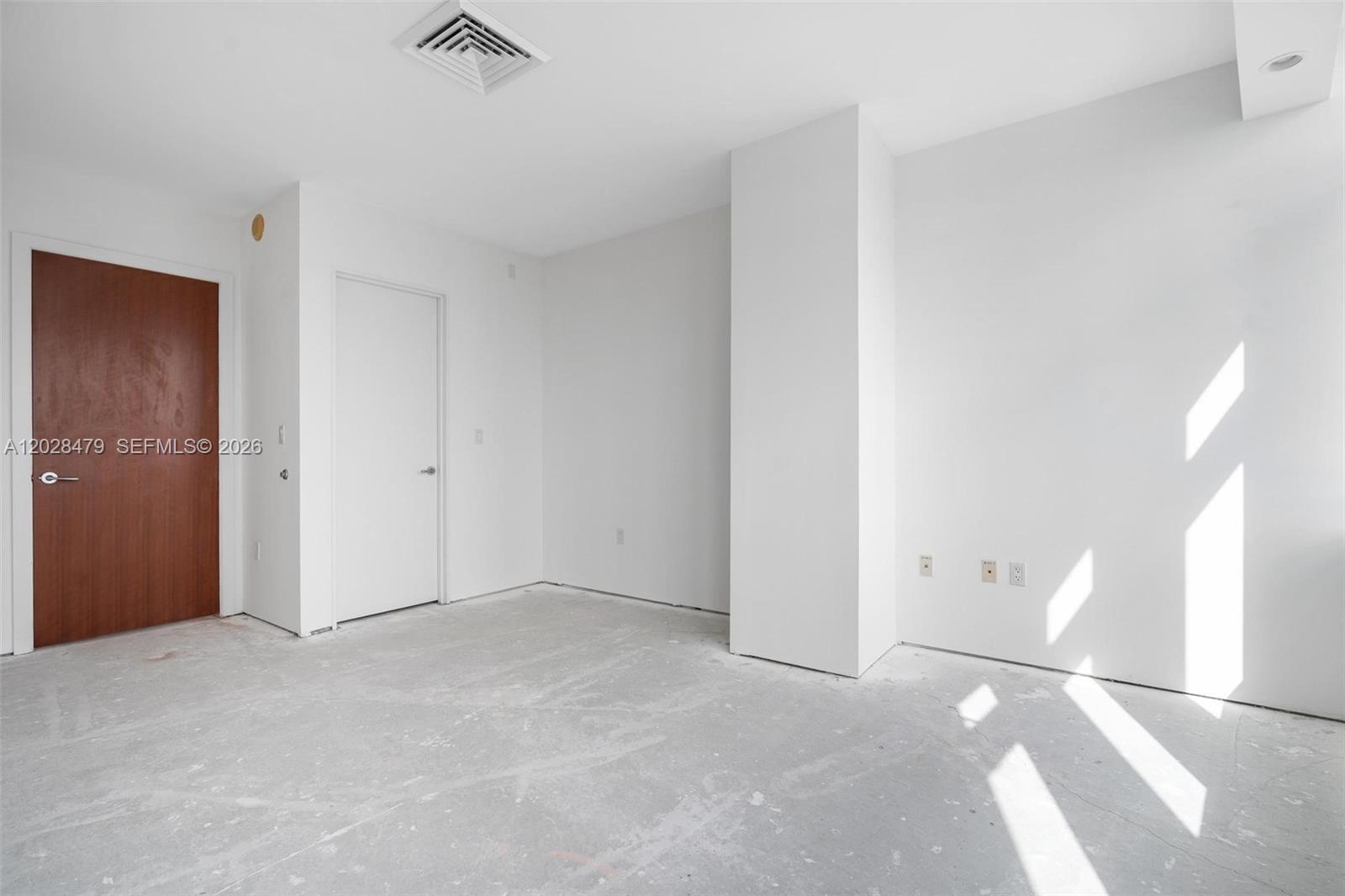 1395 Brickell Ave #3410 Miami, FL 33131