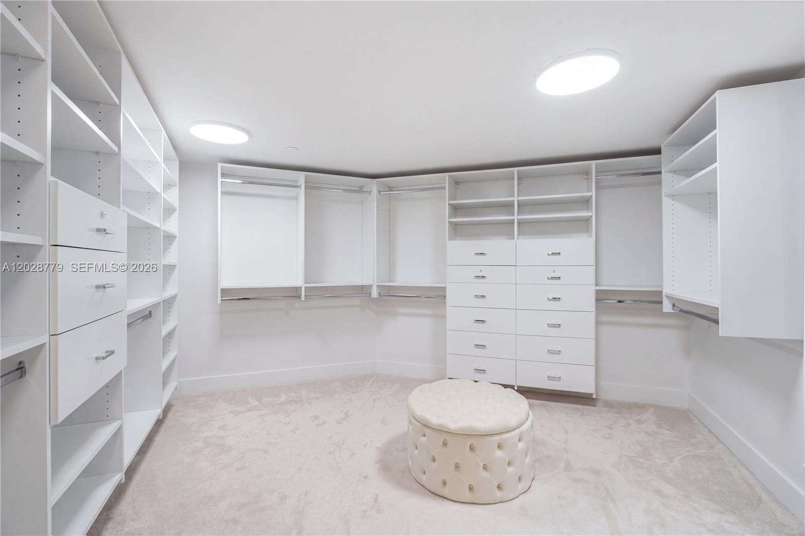 2800 Island Blvd #1605 Aventura, FL 33160