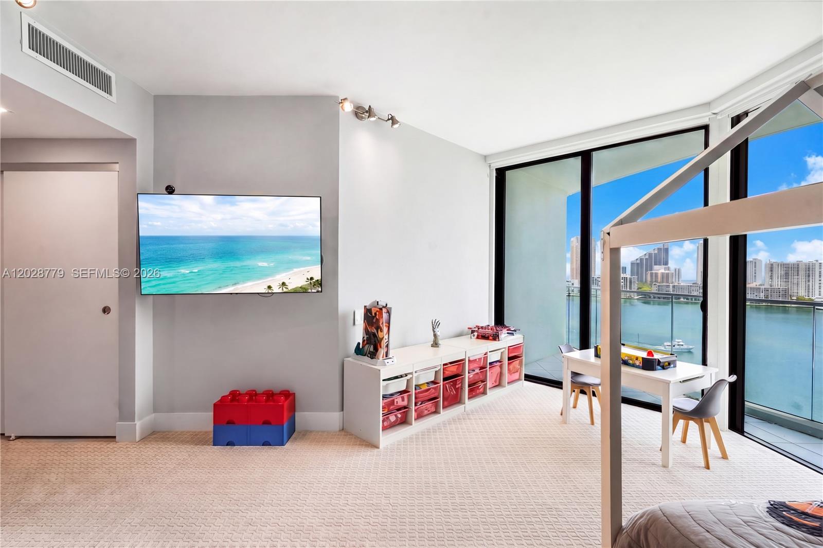 2800 Island Blvd #1605 Aventura, FL 33160