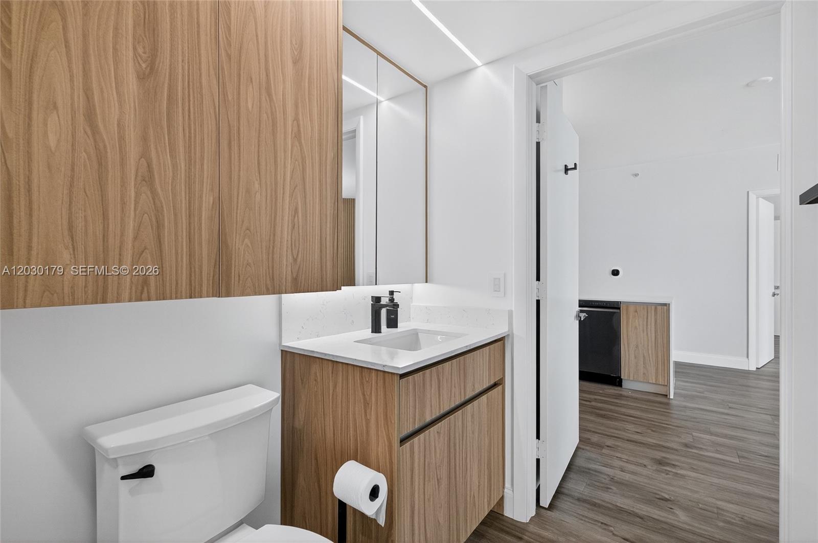 350 S Miami Ave #1705 Miami, FL 33130