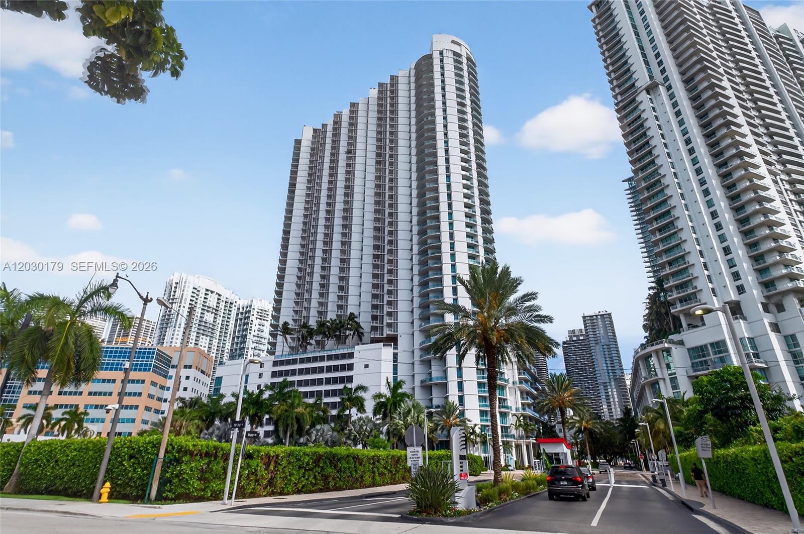350 S Miami Ave #1705 Miami, FL 33130
