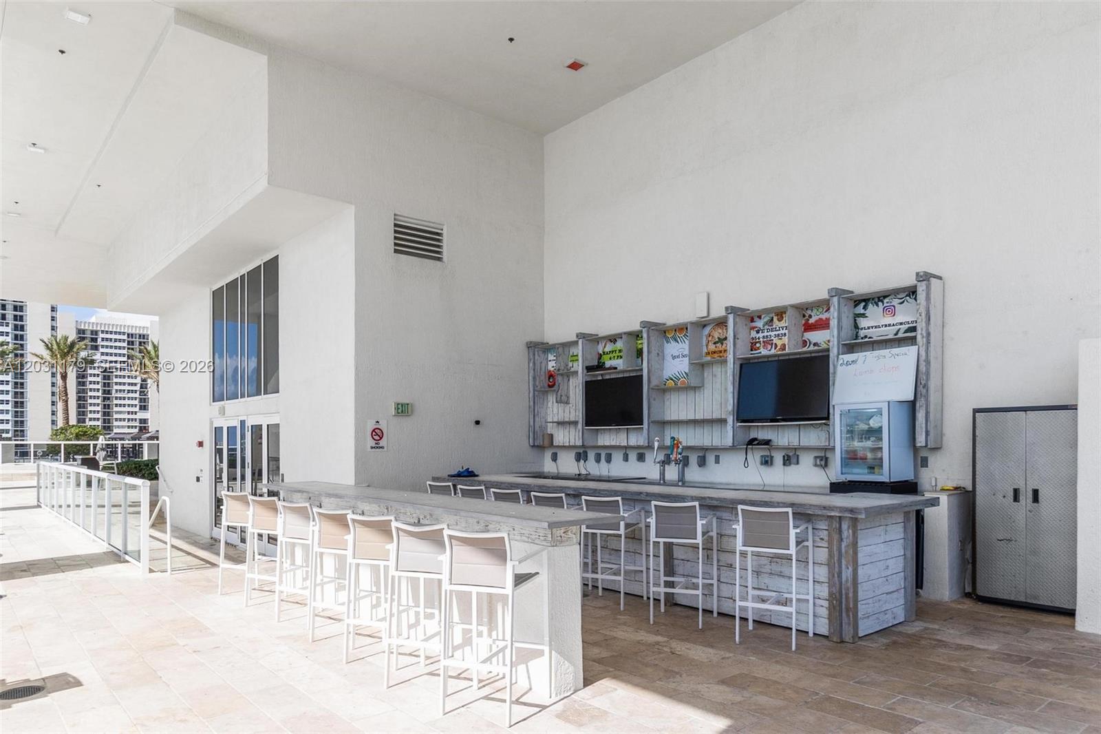 image Beach Club 226