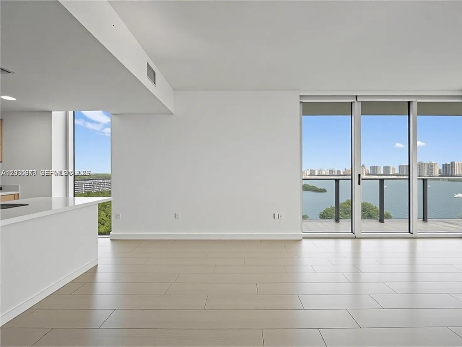16385 Biscayne Blvd #1615