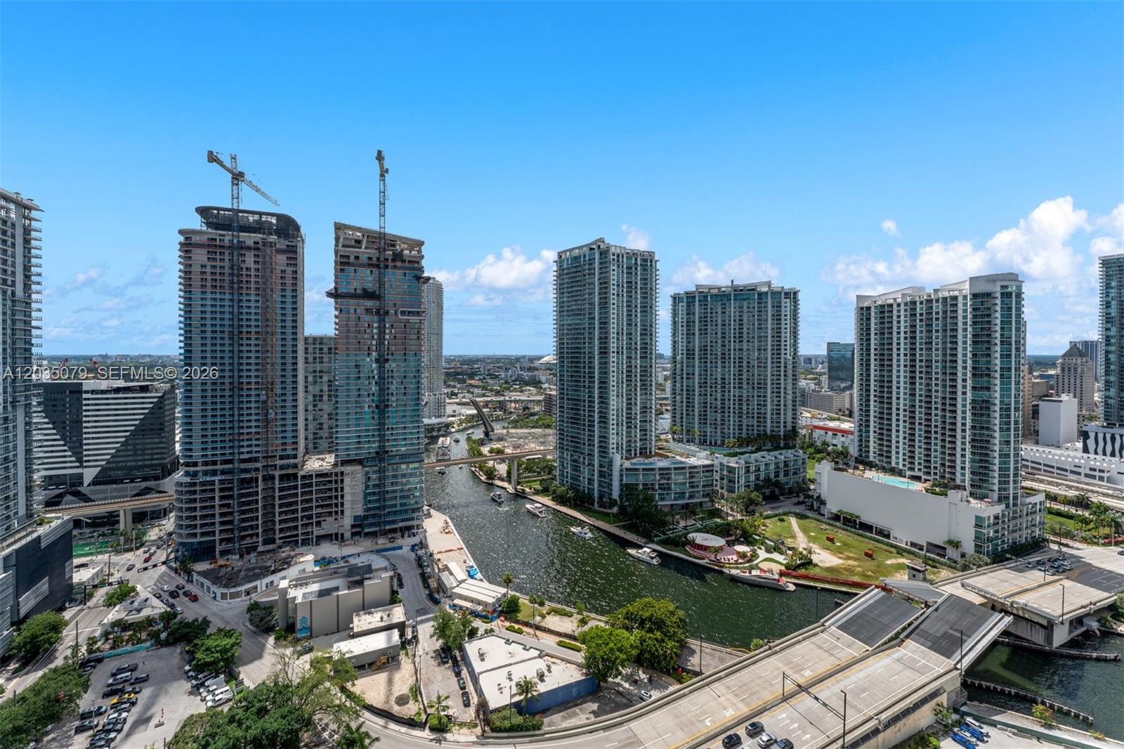 68 SE 6th #2612 Miami, FL 33131