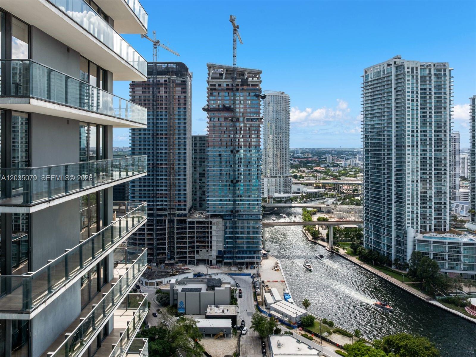 68 SE 6th #2612 Miami, FL 33131
