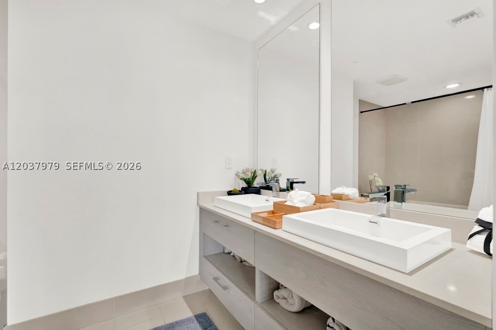 image Brickell Heights East18