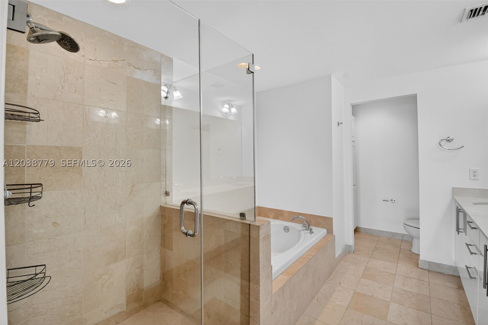 3330 NE 190th St #1611 Aventura, FL 33180