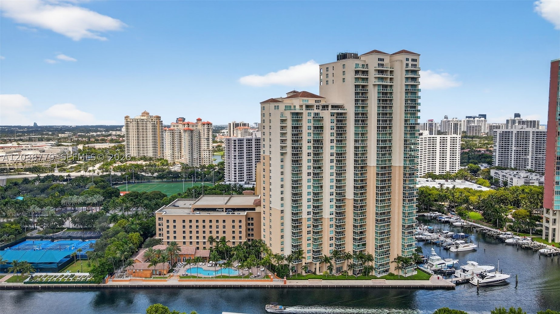 3330 NE 190th St #1611 Aventura, FL 33180