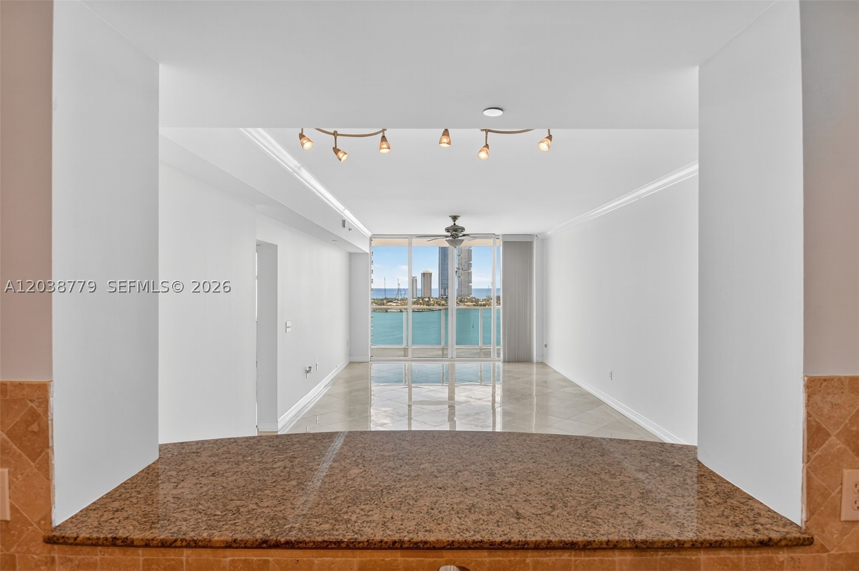 3330 NE 190th St #1611 Aventura, FL 33180
