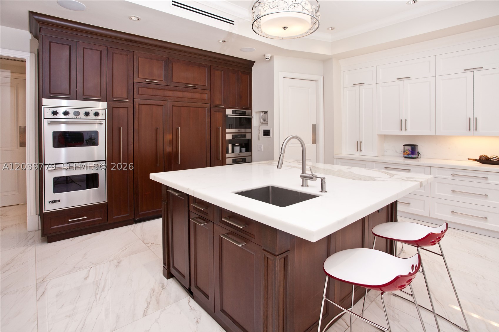 165 Paloma Dr Coral Gables, FL 33143