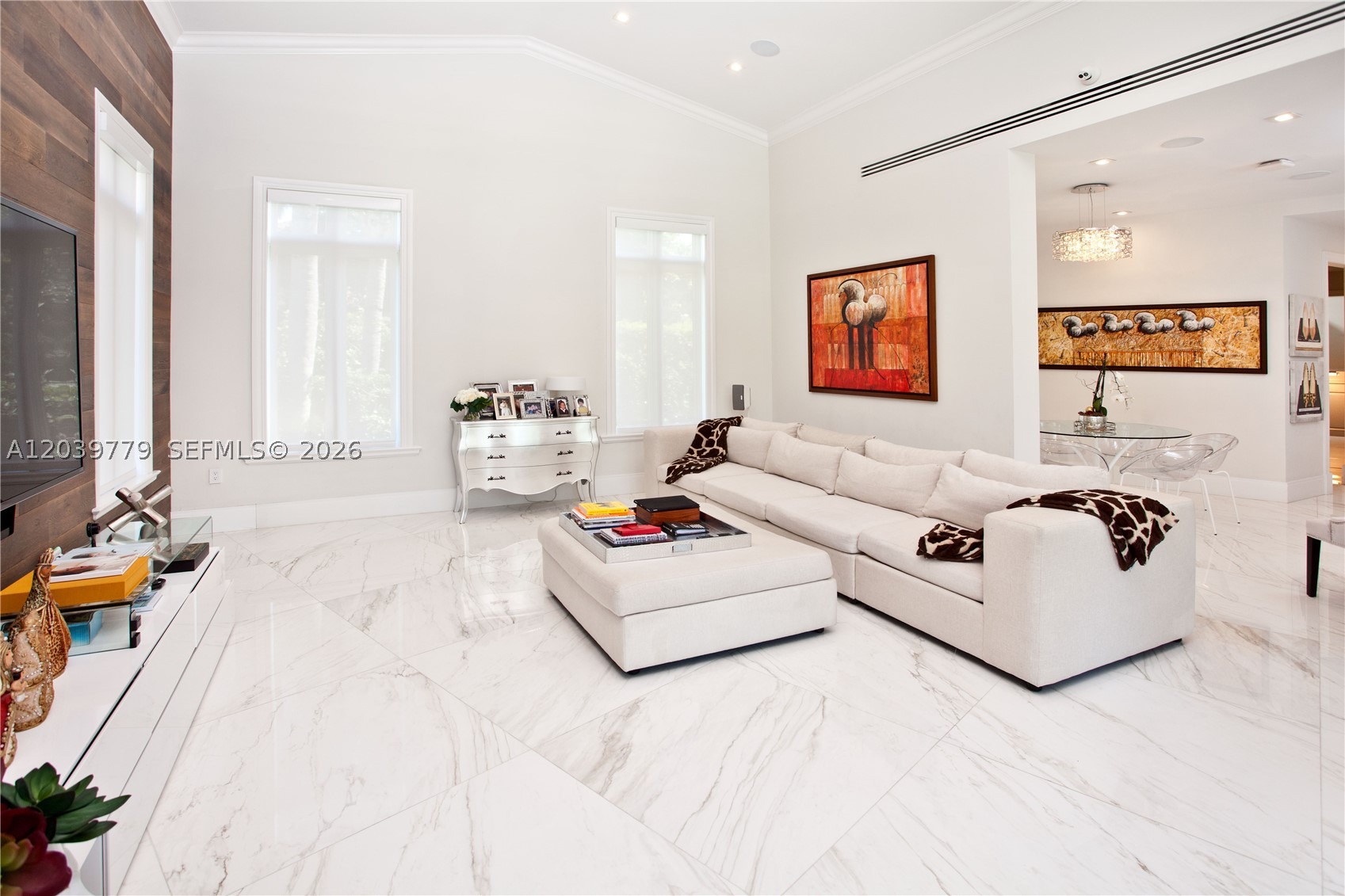 165 Paloma Dr Coral Gables, FL 33143