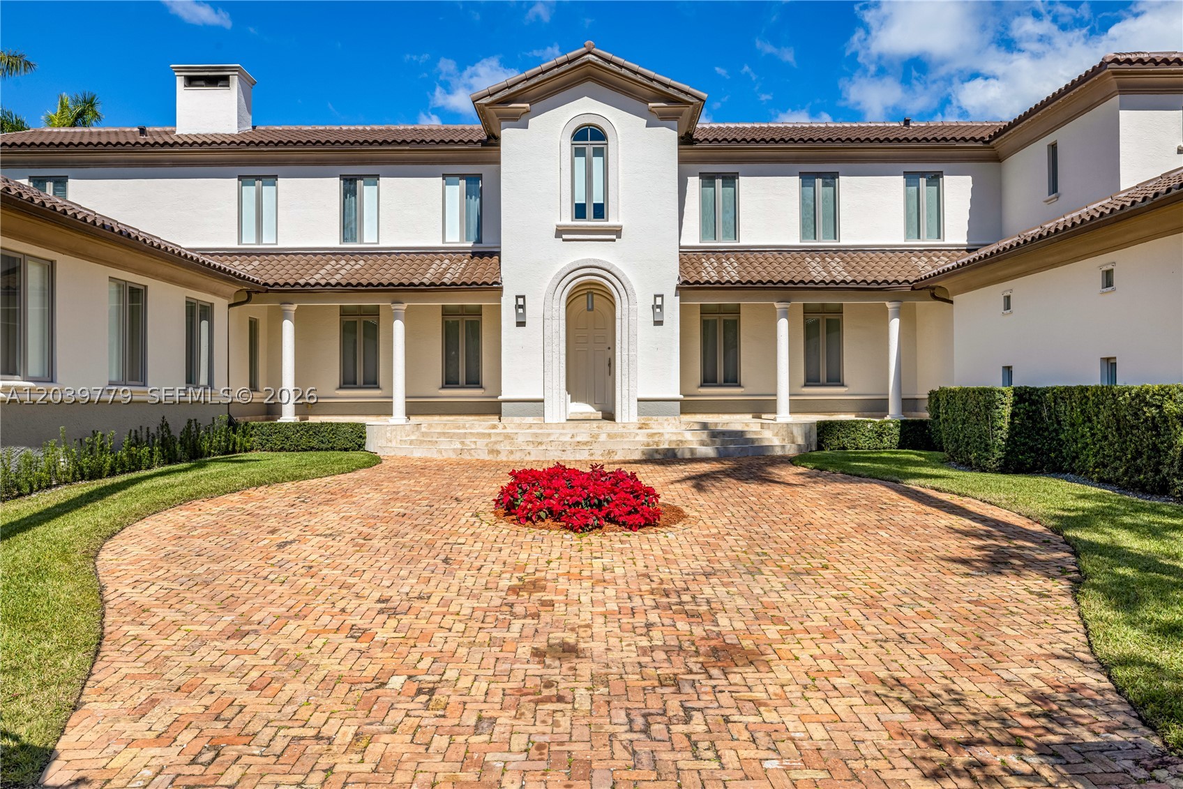 165 Paloma Dr Coral Gables, FL 33143