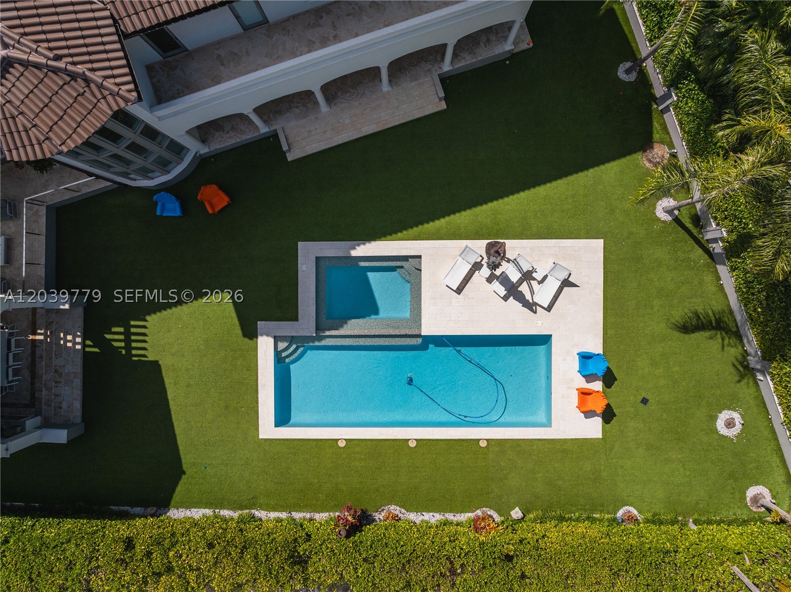 165 Paloma Dr Coral Gables, FL 33143