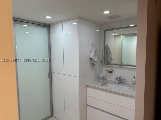 image Arlen House East16