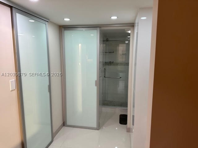 image Arlen House East17