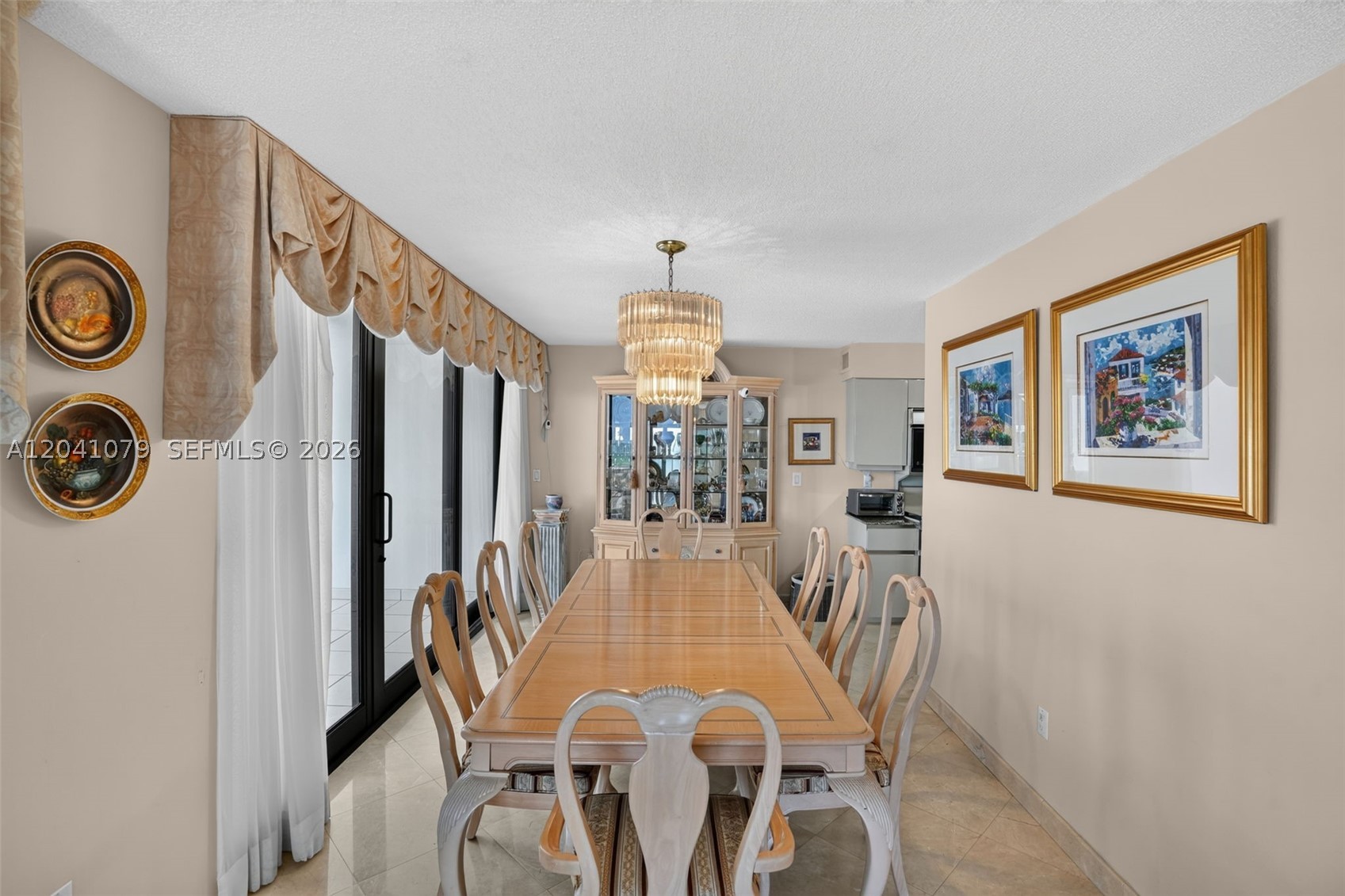 5757 Collins Ave #405 Miami Beach, FL 33140