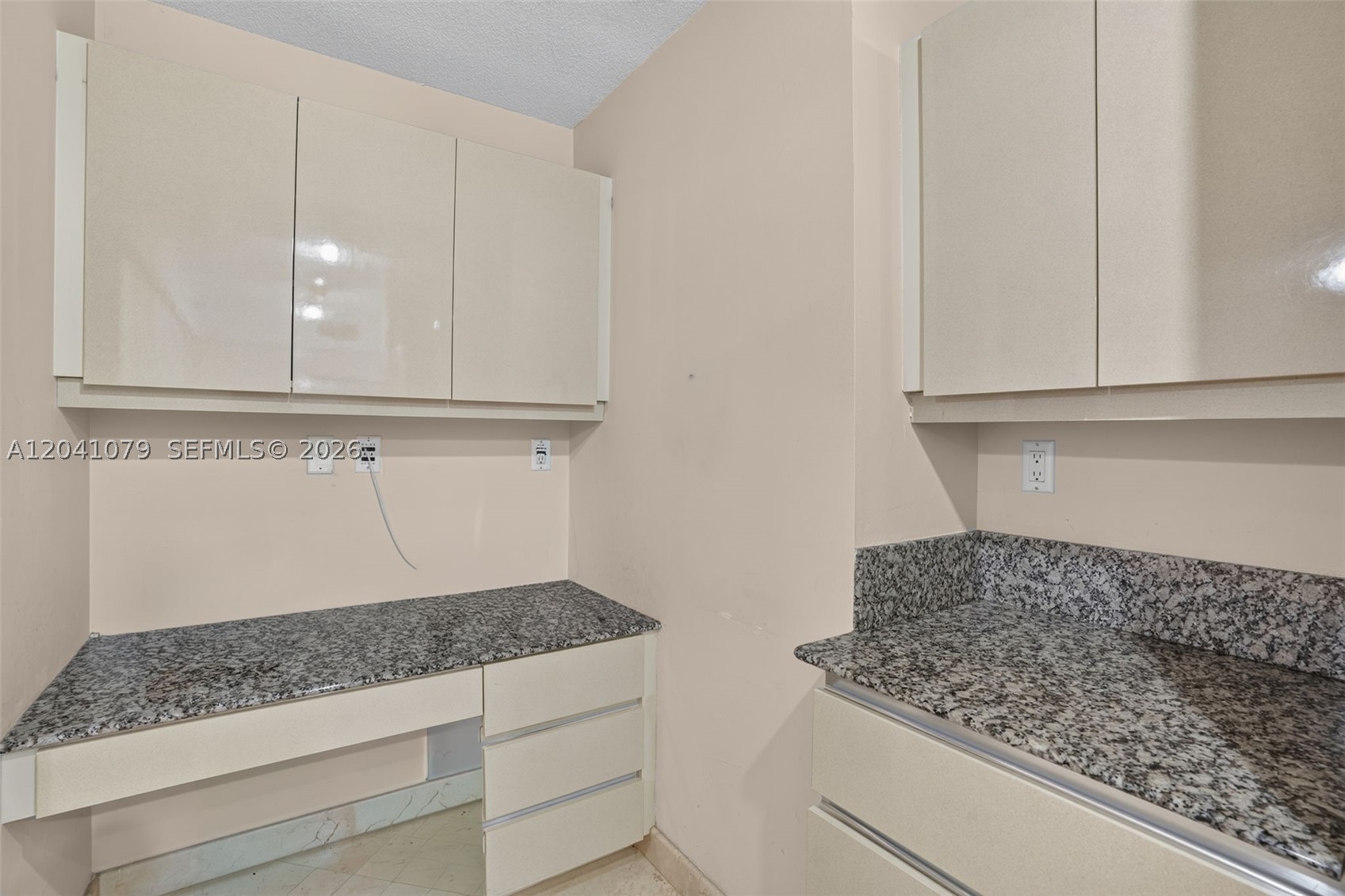 5757 Collins Ave #405 Miami Beach, FL 33140