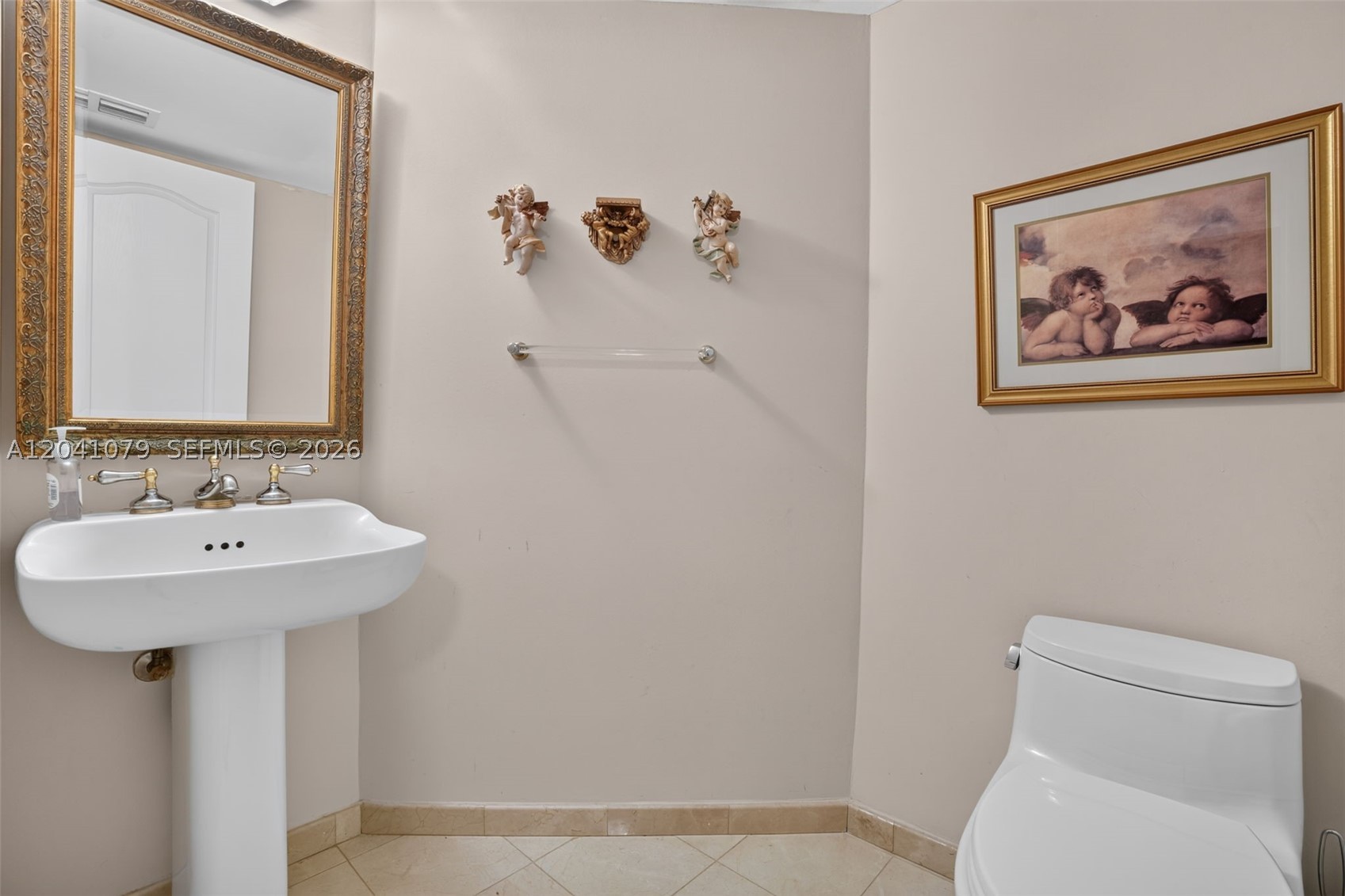 5757 Collins Ave #405 Miami Beach, FL 33140