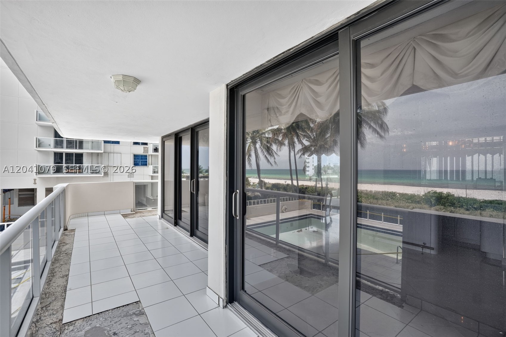 5757 Collins Ave #405 Miami Beach, FL 33140