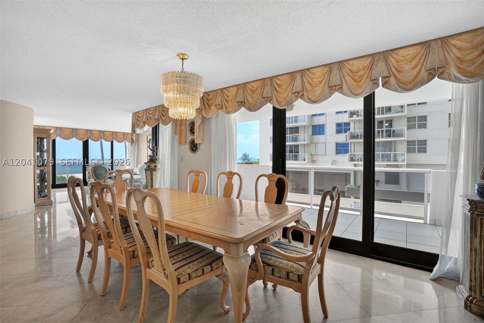 5757 Collins Ave #405 Miami Beach, FL 33140