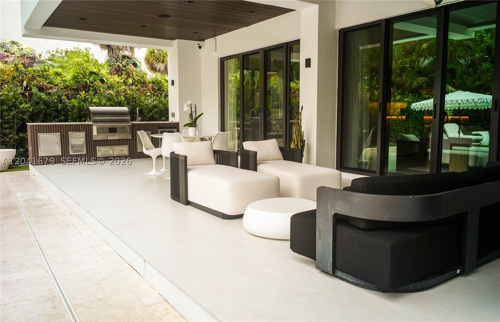 241 NW 46th St Miami, FL 33127