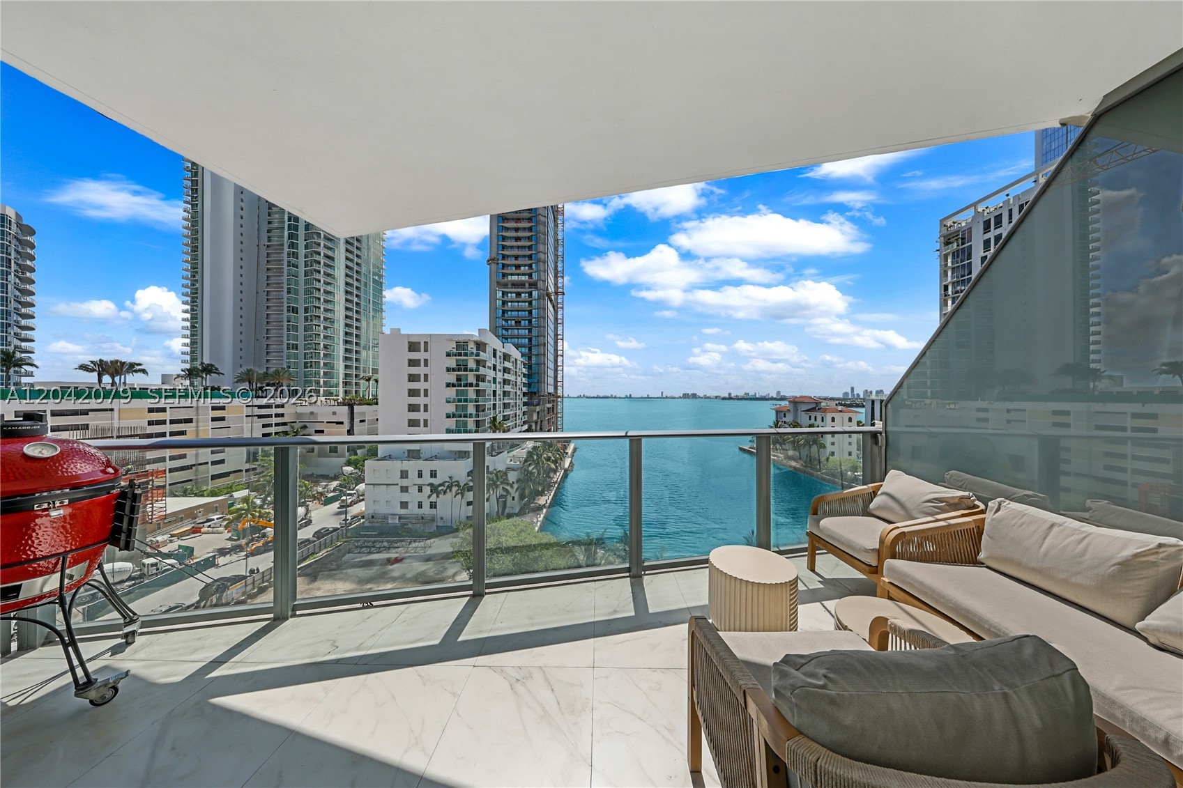 460 NE 28th St #701 Miami, FL 33137