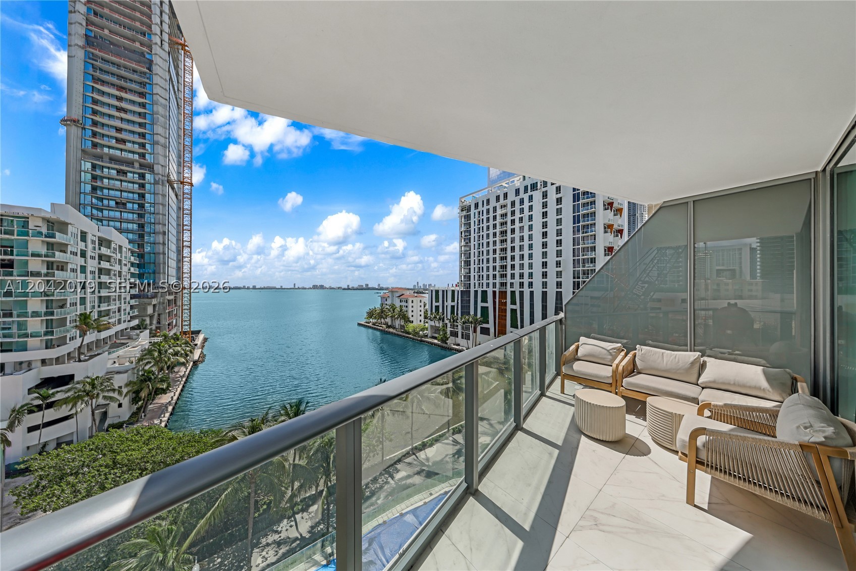 460 NE 28th St #701 Miami, FL 33137