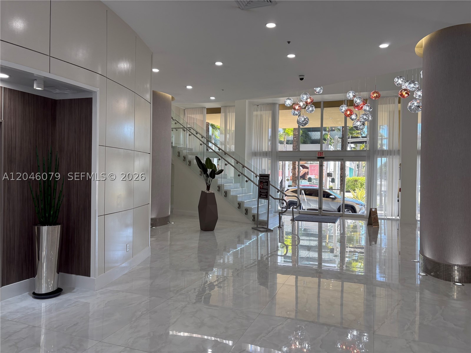 image The Venture at Aventura18