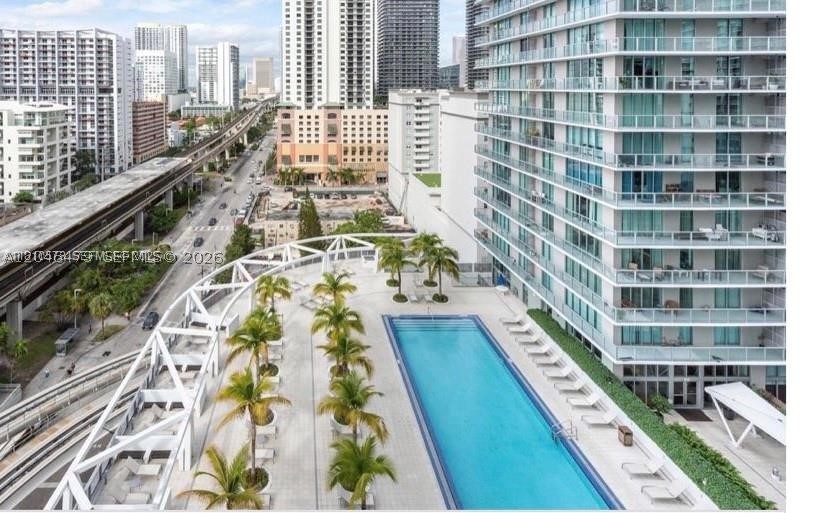 image Axis on Brickell South6