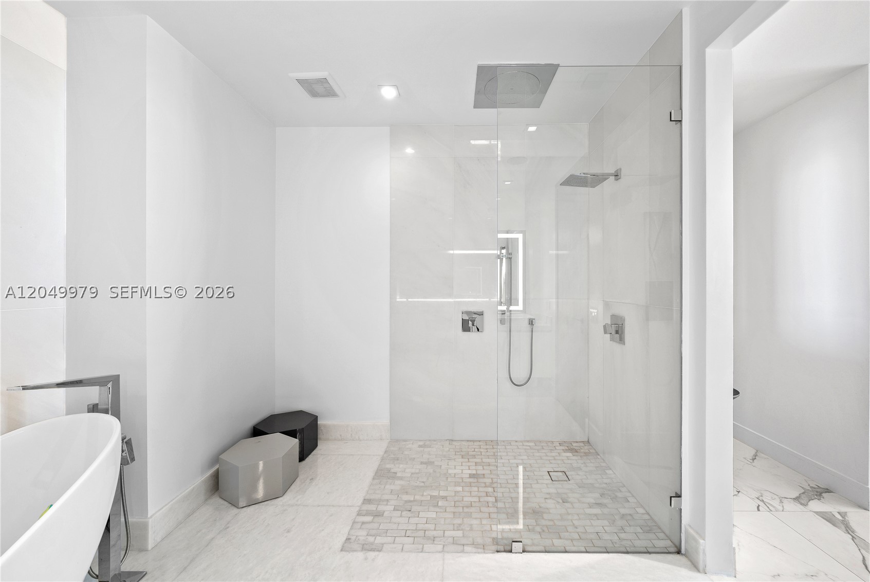 300 Sunny Isles Blvd #4-TS-03 Sunny Isles Beach, FL 33160