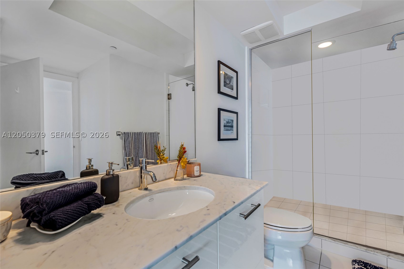 image 500 Brickell West11