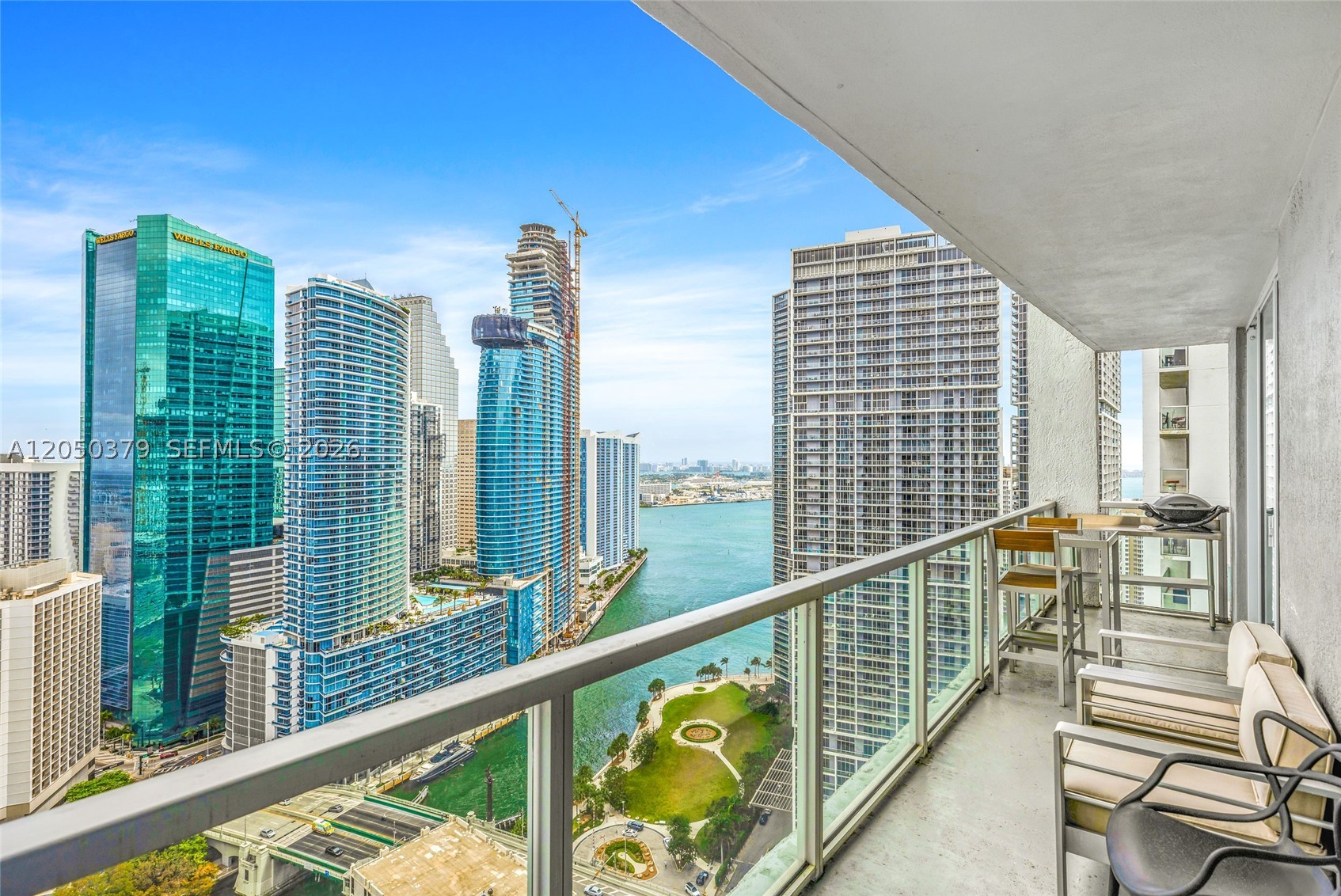 image 500 Brickell West12
