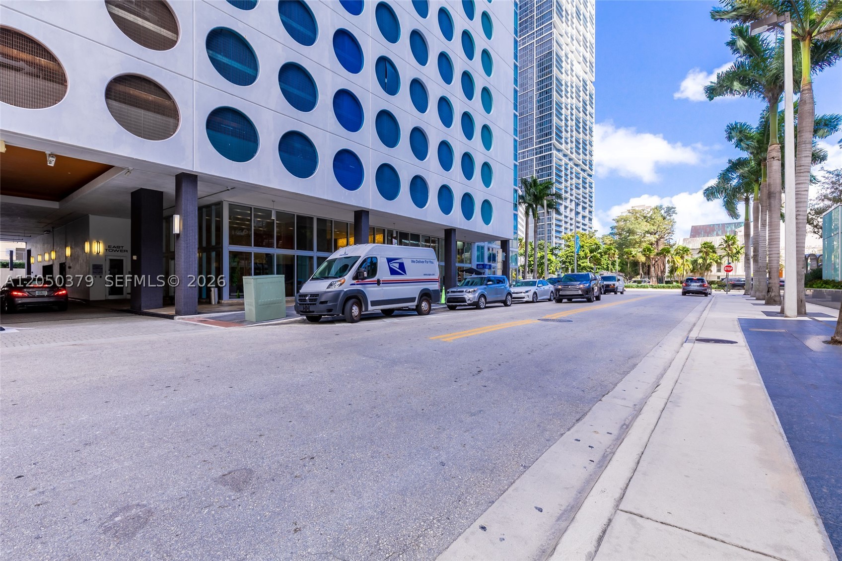 image 500 Brickell West18