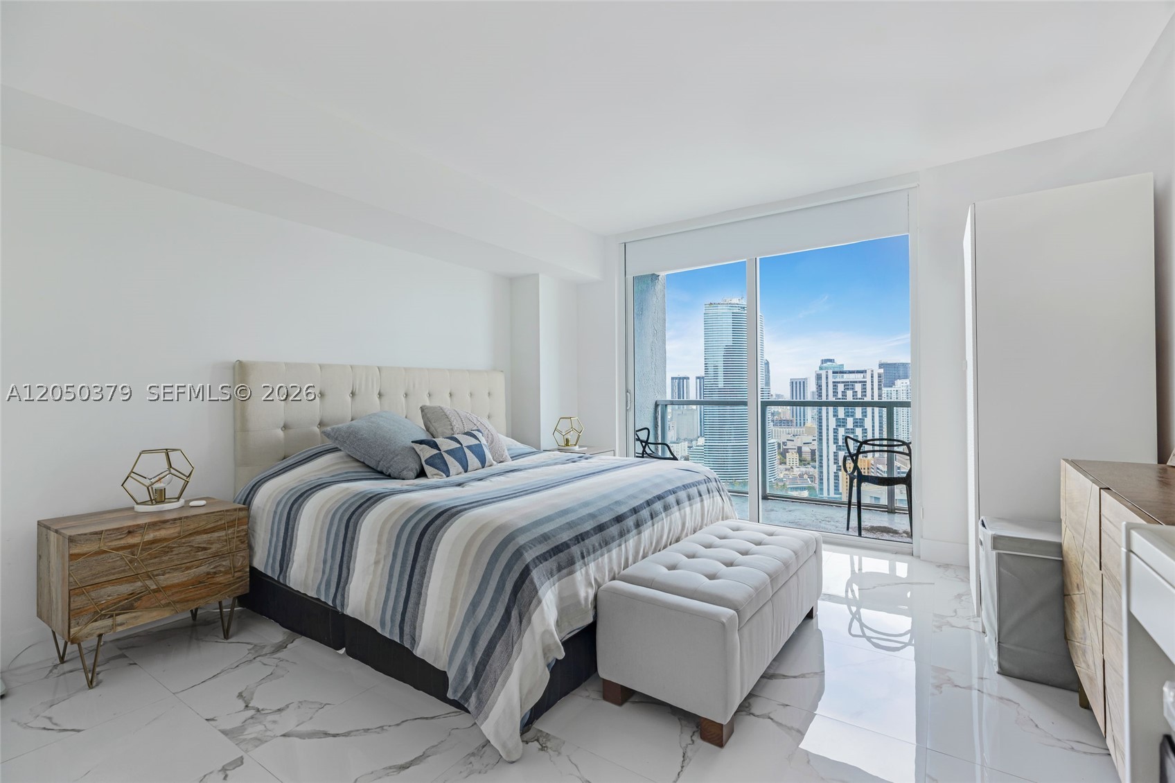 image 500 Brickell West2