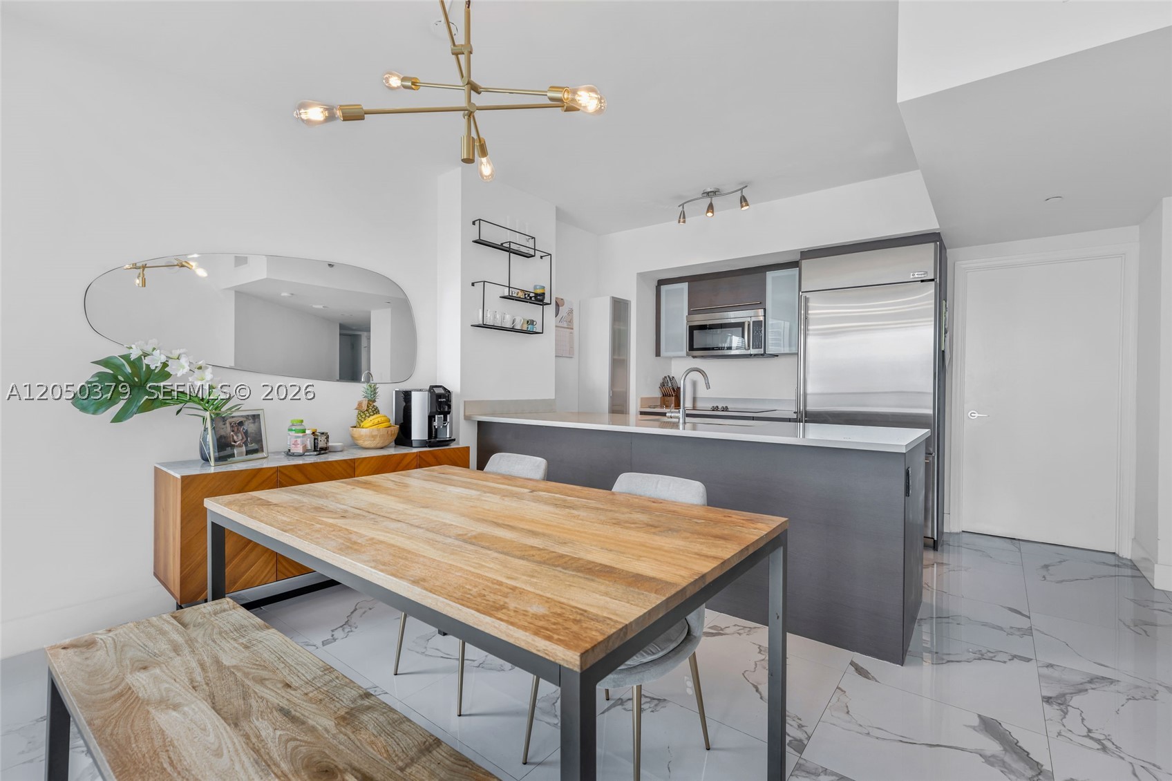 image 500 Brickell West5
