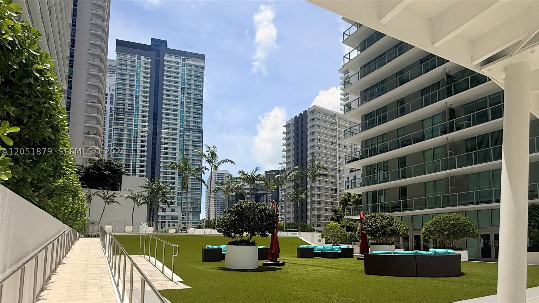 image Axis on Brickell North33