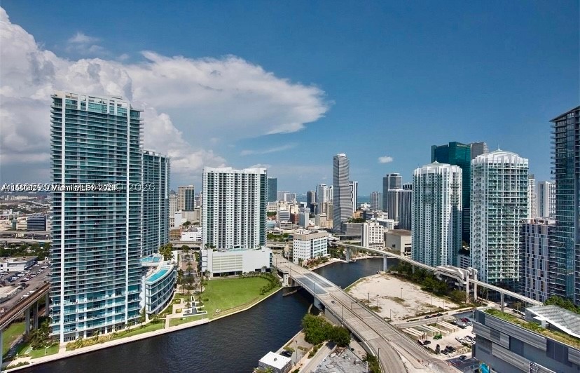 image Rise Brickell City Centre1