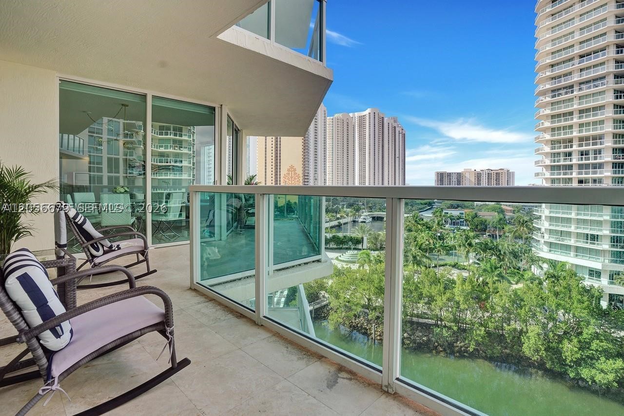 image St Tropez Sunny Isles21