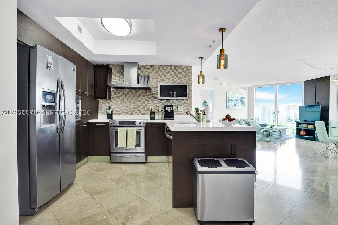 image St Tropez Sunny Isles2
