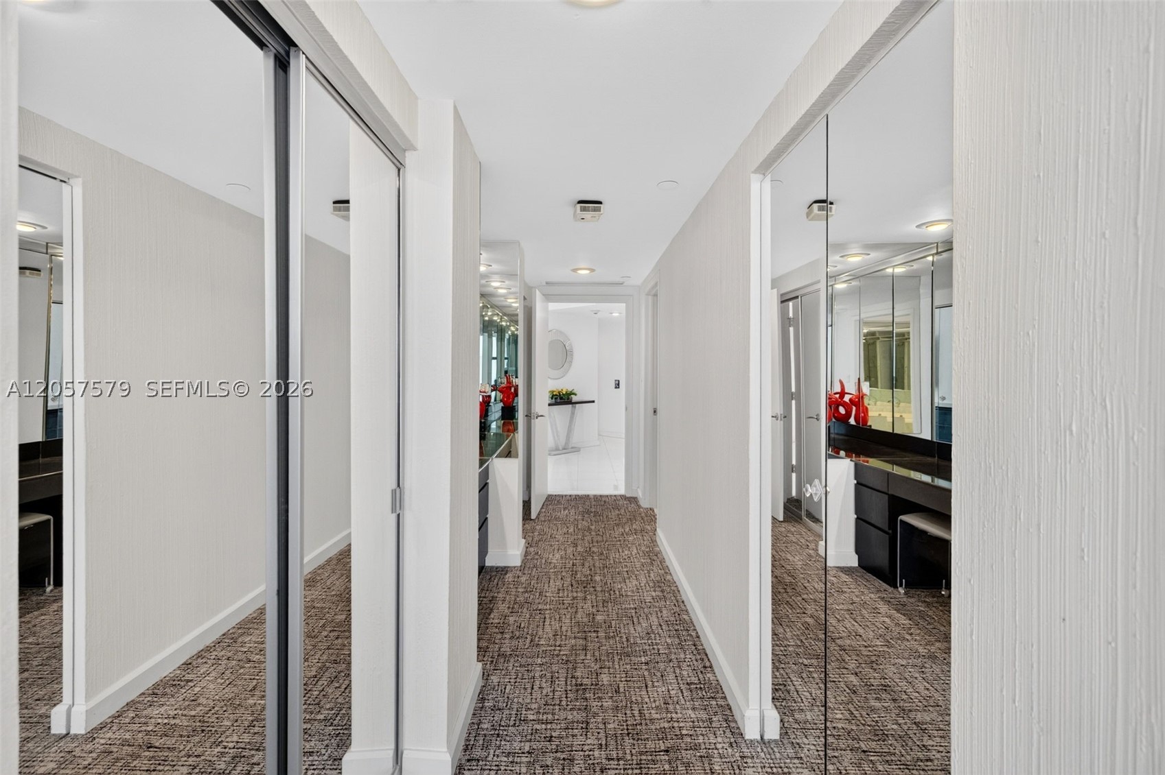 3000 Island Blvd #2506 Aventura, FL 33160