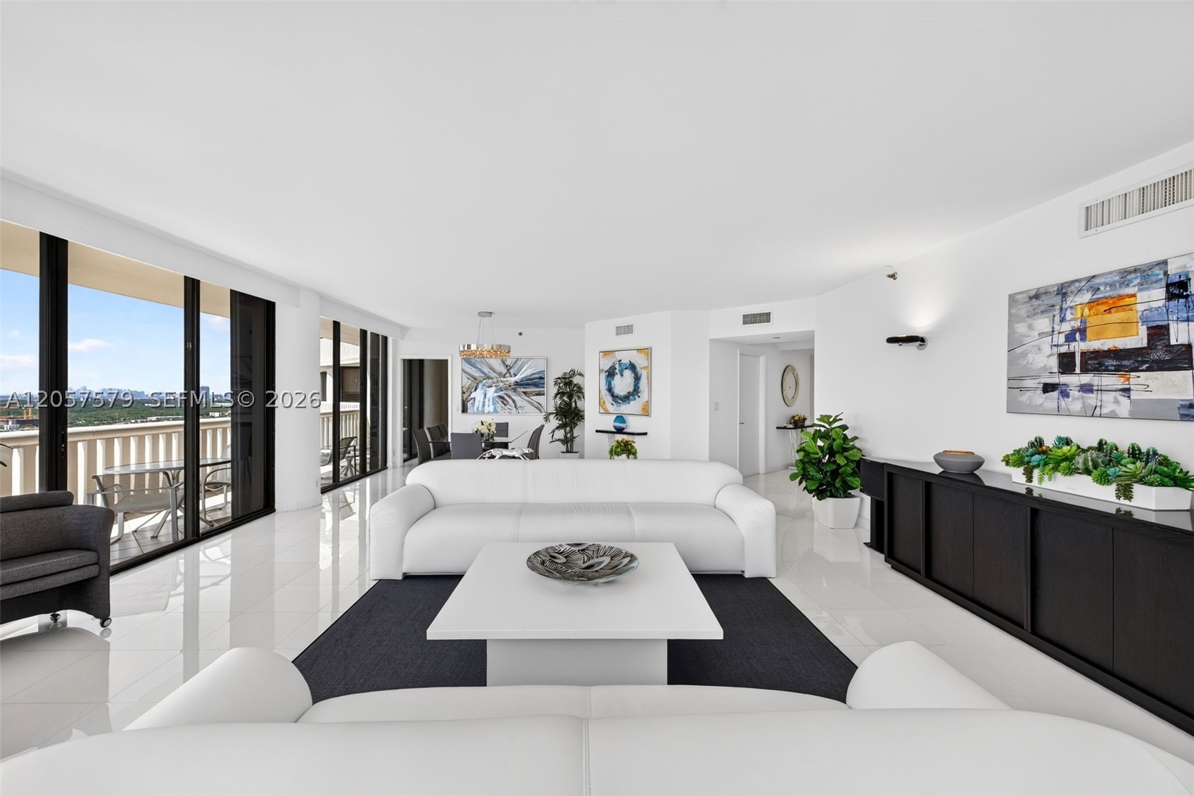 3000 Island Blvd #2506 Aventura, FL 33160