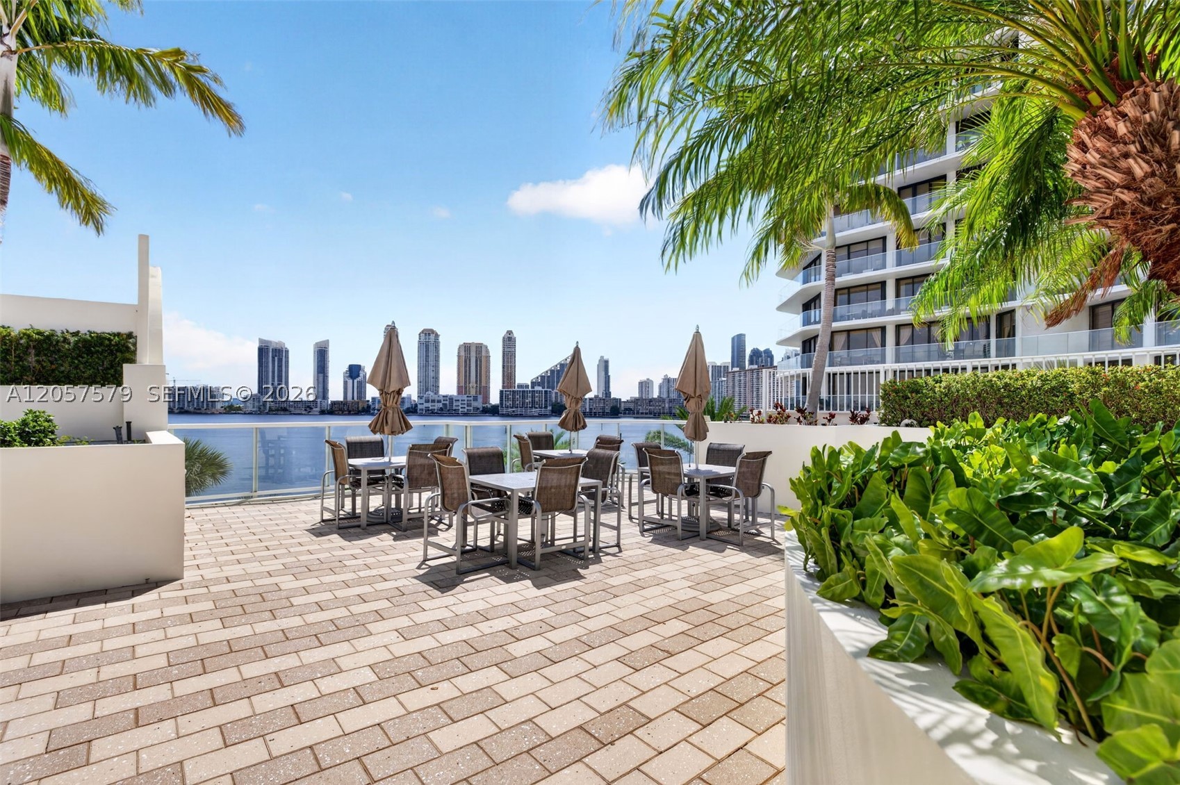 3000 Island Blvd #2506 Aventura, FL 33160