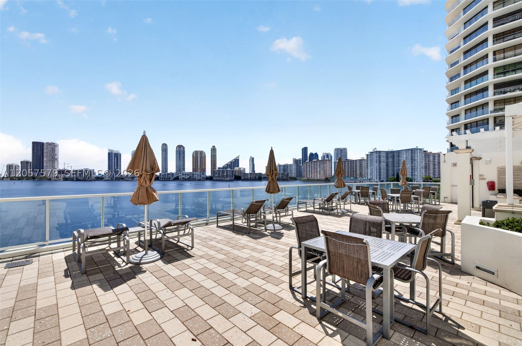 3000 Island Blvd #2506 Aventura, FL 33160
